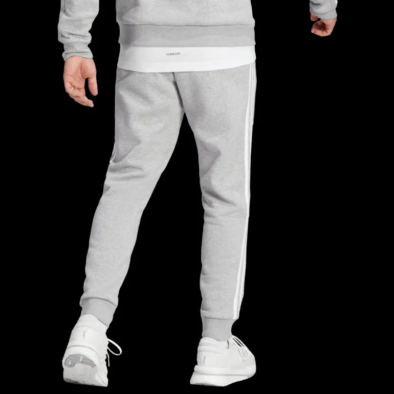 Essentials Fleece 3-Stripes Tapered Cuff Joggers, joggingbyxor, herr - Fritidsbyxor - Essentials Fleece 3-Stripes Tapered Cuff Joggers, joggingbyxor, herr