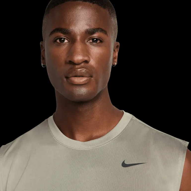 Nike Dri-FIT Legend Sleeveless Fitness T-Shirt, linne herr - Linnen - Nike Dri-FIT Legend Sleeveless Fitness T-Shirt, linne herr