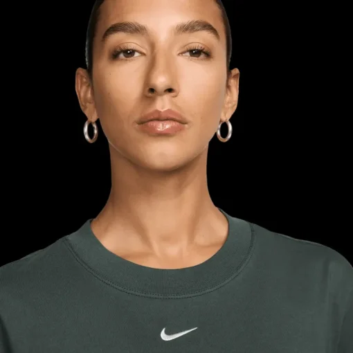 Sportswear Essentials T-Shirt, t-shirt, dam - Fritids-T-Shirt - Sportswear Essentials T-Shirt, t-shirt, dam