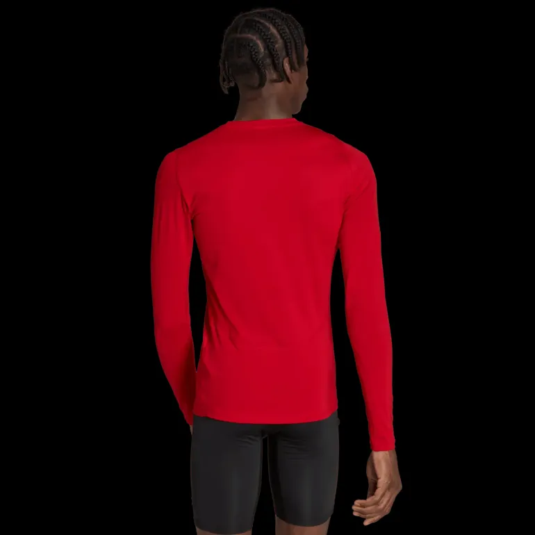 Techfit Long Sleeved Tee, kompressionströja för fotboll, herr - Tröjor - Techfit Long Sleeved Tee, kompressionströja för fotboll, herr