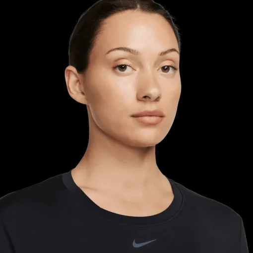 One Fitted Dri-FIT Short Sleeve Top, t-shirt, dam - Tränings-T-Shirt - One Fitted Dri-FIT Short Sleeve Top, t-shirt, dam